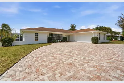 359 Country Club Drive, Tequesta, FL 33469 - Photo 2