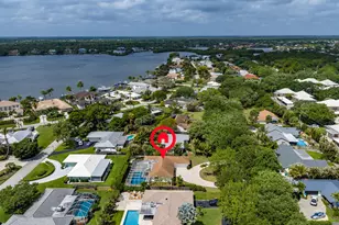 359 Country Club Dr, Tequesta, FL 33469 - Photo 38