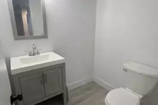 809 W Oakland Park Blvd, Oakland Park, FL 33311 - Photo 6