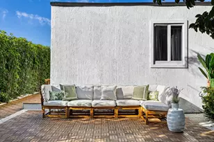 1044 NW 60th St, Miami, FL 33127 - Photo 4