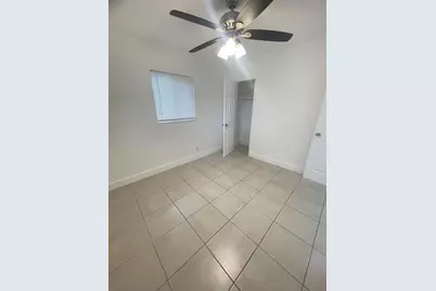 5181 SW 19th Street, West Park, FL 33023 - Photo 16