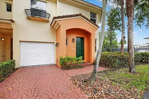 2932 Deer Creek Country Club Blvd, Deerfield Beach, FL 33442 - Photo 2