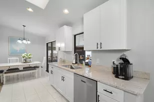 1711 SW Aztec Ave S, Port Saint Lucie, FL 34953 - Photo 4