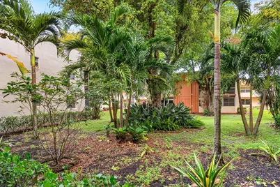 154 Piedmont D, Delray Beach, FL 33484 - Photo 22