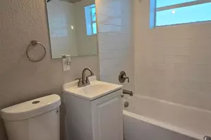 591 Seagrape Rd, Lantana, FL 33462 - Photo 14