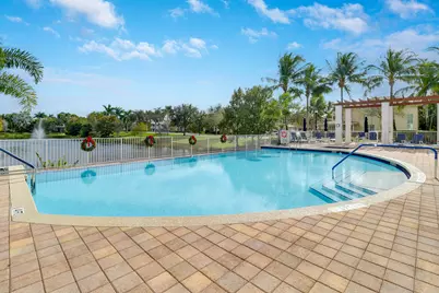 4044 Kingston Lane, Palm Beach Gardens, FL 33418 - Photo 42