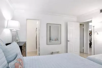 400 SE 10th Street #202, Deerfield Beach, FL 33441 - Photo 12