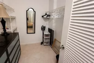 400 SE 10th St, Deerfield Beach, FL 33441 - Photo 8
