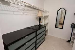 400 SE 10th St, Deerfield Beach, FL 33441 - Photo 8