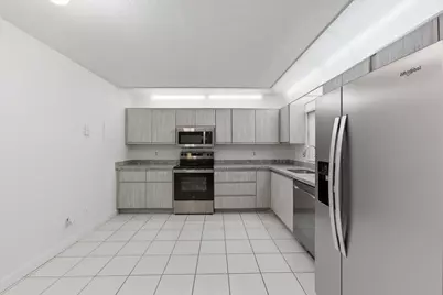 9633 Riverside Drive #E3, Coral Springs, FL 33071 - Photo 8