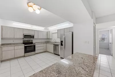 9633 Riverside Drive #E3, Coral Springs, FL 33071 - Photo 6