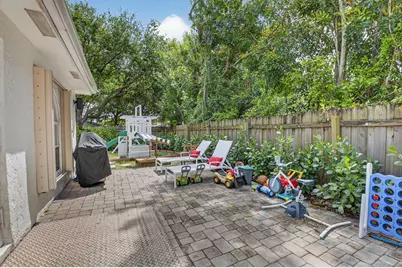 2402 NW 30th Street, Boca Raton, FL 33431 - Photo 32