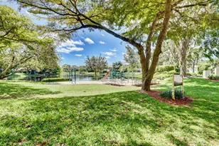 2402 NW 30th St, Boca Raton, FL 33431 - Photo 40