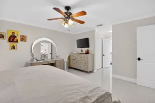2402 NW 30th St, Boca Raton, FL 33431 - Photo 20