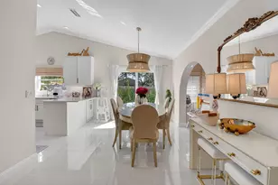 2402 NW 30th St, Boca Raton, FL 33431 - Photo 8