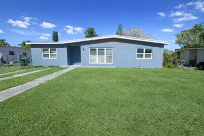 175 SE El Sito Court, Port Saint Lucie, FL 34983 - Photo 1