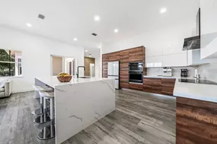 1250 Placid Ct, Weston, FL 33327 - Photo 4