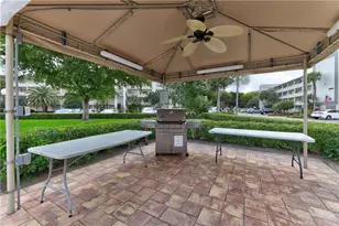 3203 Portofino Point, Coconut Creek, FL 33066 - Photo 22