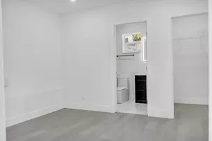 915 SW 3rd St, Boynton Beach, FL 33435 - Photo 20