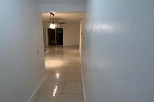 1560 NE 127th St, North Miami, FL 33161 - Photo 2