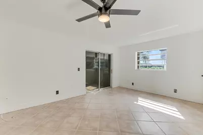 560 Capri, Delray Beach, FL 33484 - Photo 18