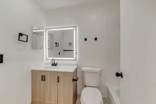 560 Capri, Delray Beach, FL 33484 - Photo 14