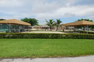 34 Somerset B, West Palm Beach, FL 33417 - Photo 48