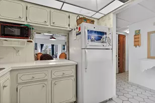 1030 Country Club Dr, Margate, FL 33063 - Photo 10