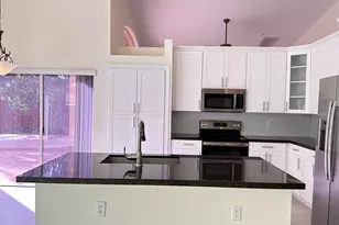 19010 SW 10th St, Pembroke Pines, FL 33029 - Photo 18