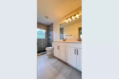 19010 SW 10th Street, Pembroke Pines, FL 33029 - Photo 28