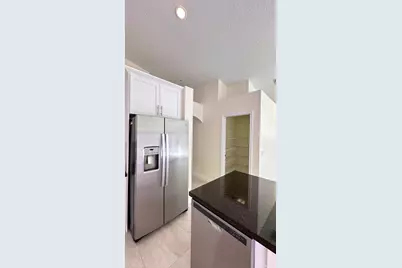 19010 SW 10th Street, Pembroke Pines, FL 33029 - Photo 12