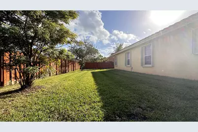 19010 SW 10th Street, Pembroke Pines, FL 33029 - Photo 52