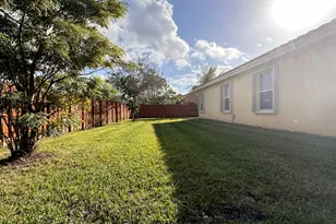 19010 SW 10th St, Pembroke Pines, FL 33029 - Photo 52