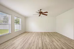 617 SE Karrigan Terrace, Port Saint Lucie, FL 34983 - Photo 16