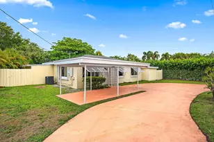 4030 E Gem Lake Dr, West Palm Beach, FL 33406 - Photo 2