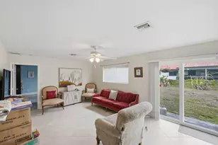 13 W Palmetto Rd, Lake Worth, FL 33467 - Photo 10