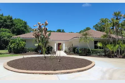 7922 Steeplechase Lane, Port Saint Lucie, FL 34986 - Photo 2