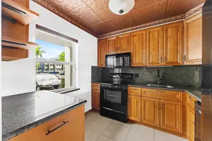 7807 Golf Cir Dr, Margate, FL 33063 - Photo 14