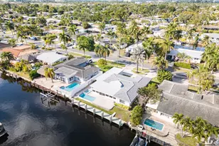 270 SE 9th Ct, Pompano Beach, FL 33060 - Photo 20