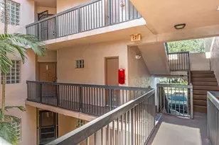 10790 NW 14th St, Plantation, FL 33322 - Photo 2