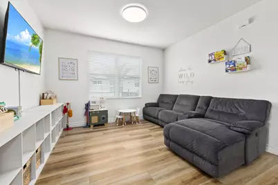 11379 SW Reston Court, Port Saint Lucie, FL 34987 - Photo 10