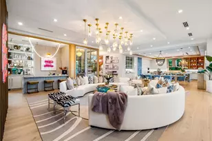 70 Isla Bahia Dr, Fort Lauderdale, FL 33316 - Photo 8