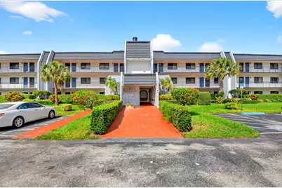 4248 Deste Court #304, Lake Worth, FL 33467 - Photo 2