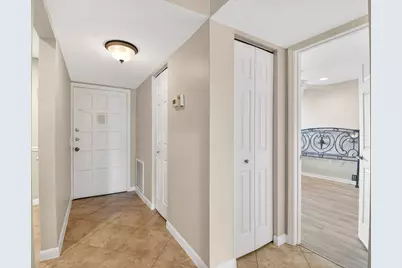 4248 Deste Court #304, Lake Worth, FL 33467 - Photo 12