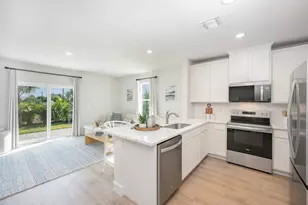 8164 Cobblestone Dr, Fort Pierce, FL 34945 - Photo 2