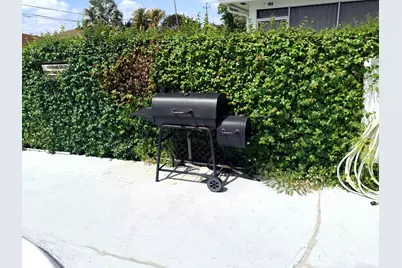 6560 Winfield Boulevard #102, Margate, FL 33063 - Photo 16