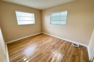 200 SW 4th St, Boca Raton, FL 33432 - Photo 16