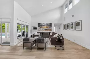 17646 Scarsdale Way, Boca Raton, FL 33496 - Photo 4