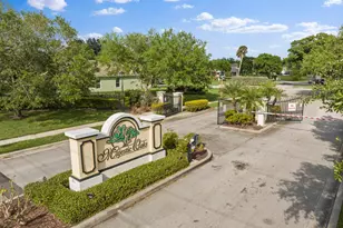 2575 SW 12th Sq Square SW, Vero Beach, FL 32968 - Photo 32