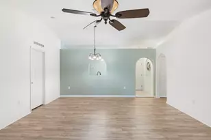 2575 SW 12th Sq Square SW, Vero Beach, FL 32968 - Photo 12